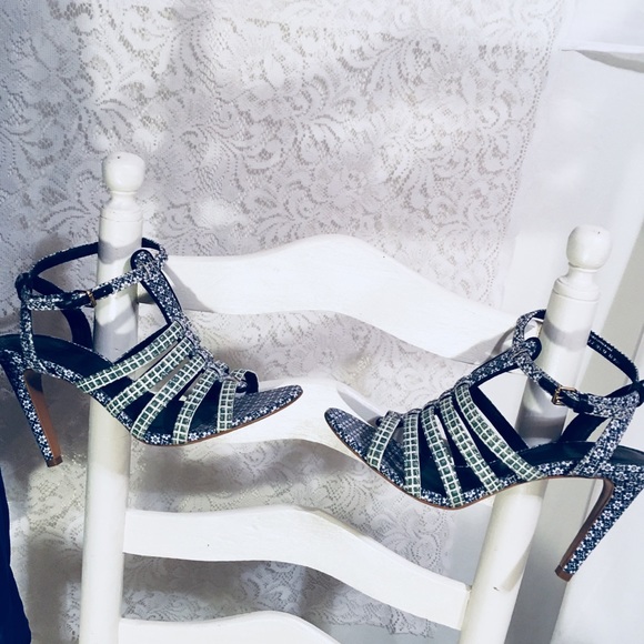 Tory Burch Shoes - Tory Burch heels size 9.5